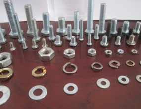 Ốc Vít Ngành Nhựa 03
